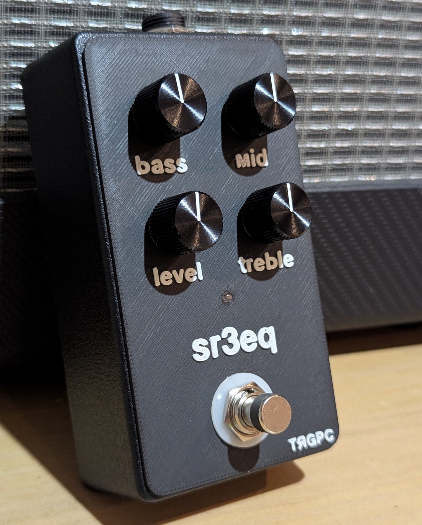 SR3EQ